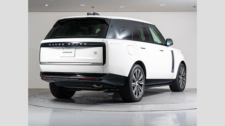 2024 認定中古車 Land Rover Range Rover アイシーホワイト - グロスフィニッシュ P550 AWD PHEV（AT） スタンダードホイールベース SV