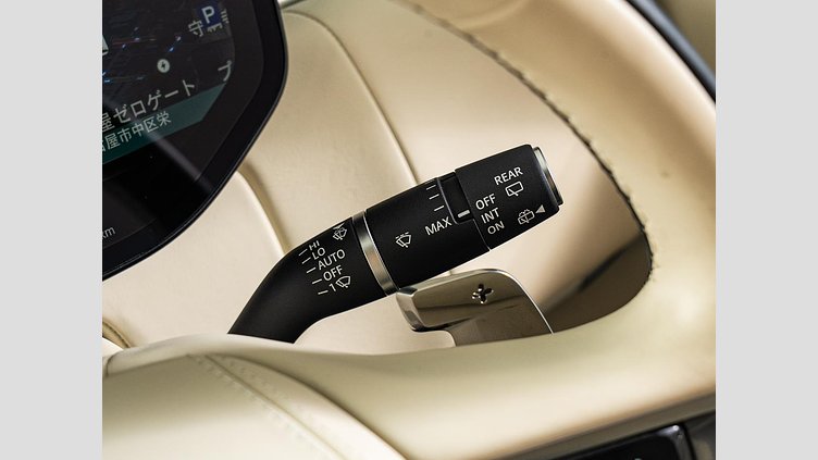 2024 認定中古車 Land Rover Range Rover アイシーホワイト - グロスフィニッシュ P550 AWD PHEV（AT） スタンダードホイールベース SV