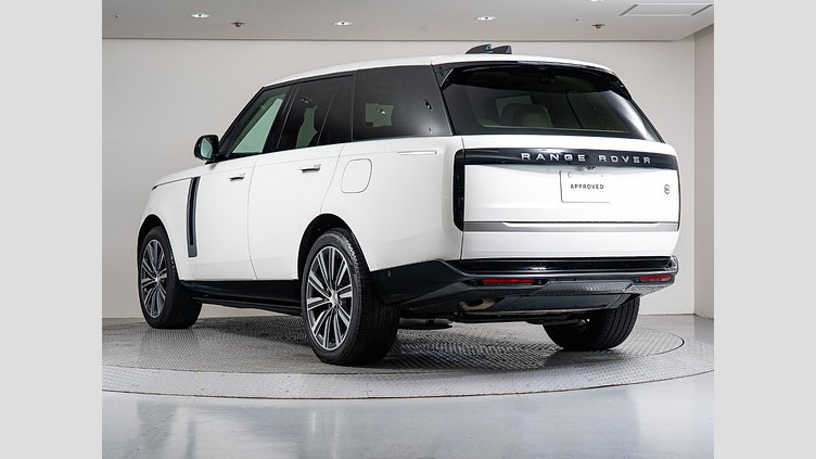 2024 認定中古車 Land Rover Range Rover アイシーホワイト - グロスフィニッシュ P550 AWD PHEV（AT） スタンダードホイールベース SV
