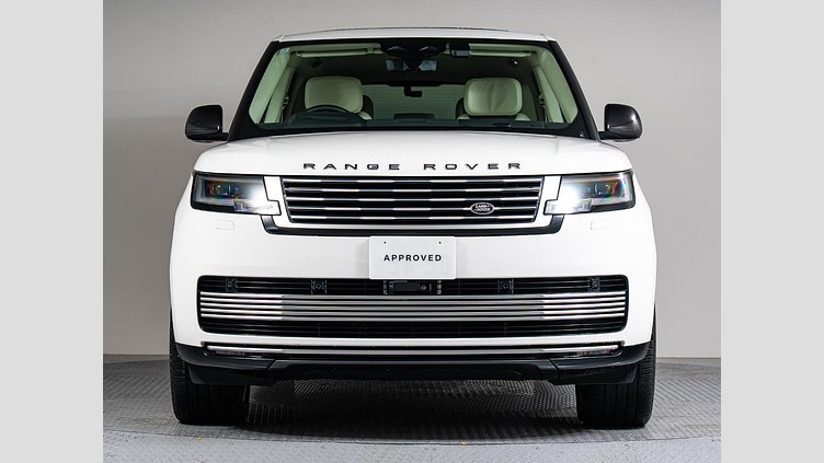 2024 認定中古車 Land Rover Range Rover アイシーホワイト - グロスフィニッシュ P550 AWD PHEV（AT） スタンダードホイールベース SV