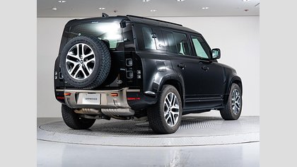 Defender 110 9