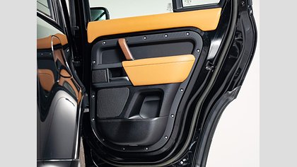 Defender 110 27