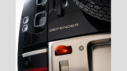 Defender 110 57