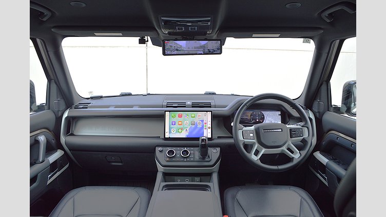 2023 認定中古車 Land Rover Defender 110 Gondwana Stone 3.0 litre i6D​ X-DYNAMIC HSE 5人
