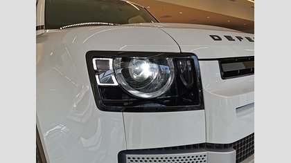 Defender 110 9