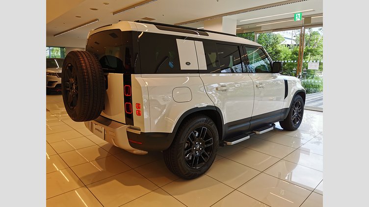 2023 認定中古車 Land Rover Defender 110 フジホワイト D300 AWD（AT） S