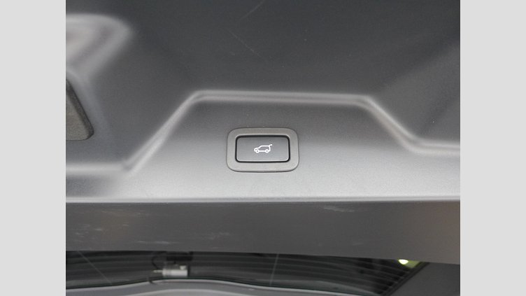 2021 認定中古車 Land Rover Range Rover アルバ 5.0リッターV8スーパーチャージド 525PS ガソリン スタンダードホイールベース FIFTY