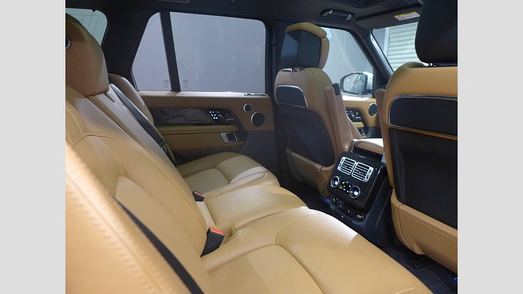 2021 認定中古車 Land Rover Range Rover アルバ 5.0リッターV8スーパーチャージド 525PS ガソリン スタンダードホイールベース FIFTY