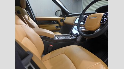 Range Rover 15