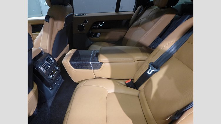 2021 認定中古車 Land Rover Range Rover アルバ 5.0リッターV8スーパーチャージド 525PS ガソリン スタンダードホイールベース FIFTY
