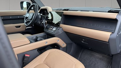 Defender 110 6