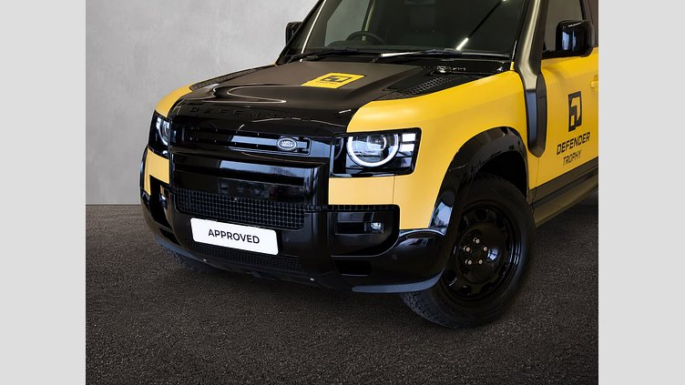 2026 Approved Land Rover Defender 110 (1MY) Deep Sandglow Yellow 沙光深黃 Automatic D350 Trophy