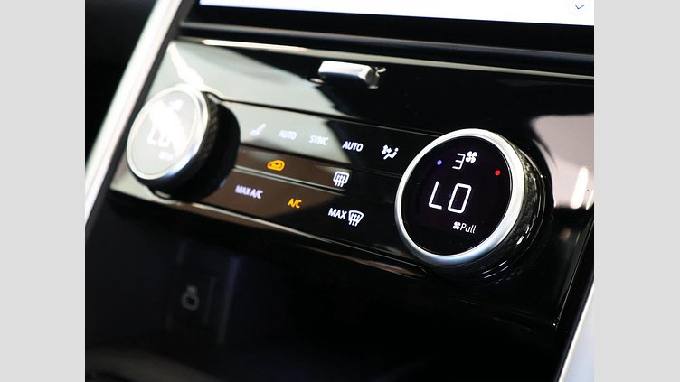2024 Approved Land Rover Discovery Fuji White AUTO D350 DYNAMIC SE