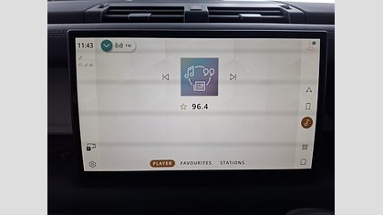 Defender 110 12
