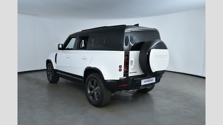2025 Approved Land Rover Defender 110 Fuji White AutoMatic Land Rover Defender 110 D350 X-Dynamic HSE
