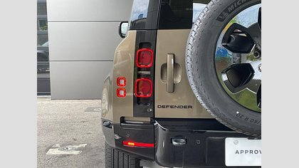 Defender 90 65