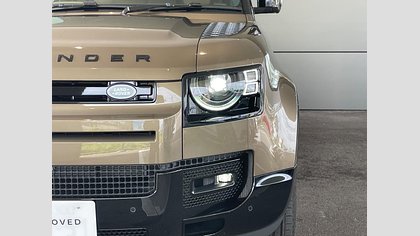 Defender 90 59