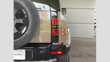 Defender 90 66
