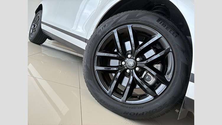 2024 認定中古車 Land Rover Range Rover Evoque オストゥーニパールホワイト D200マイルドハイブリッド（ディーゼル） Standard Wheelbase S