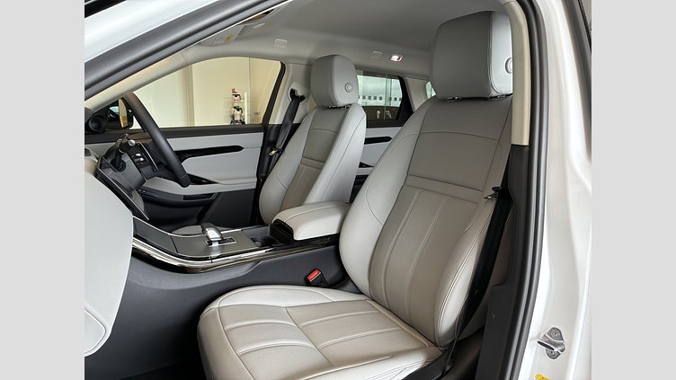 2024 認定中古車 Land Rover Range Rover Evoque オストゥーニパールホワイト D200マイルドハイブリッド（ディーゼル） Standard Wheelbase S