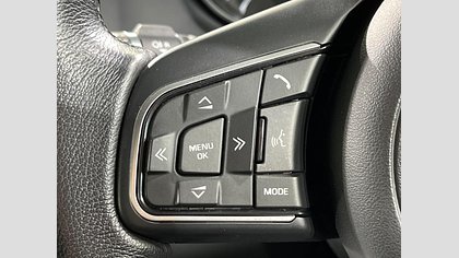E-Pace 35