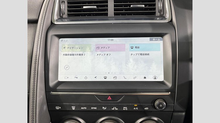 2019 認定中古車 Jaguar E-Pace Yulong White 2.0 litre i4D Diesel Ｓ