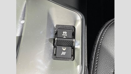 E-Pace 16