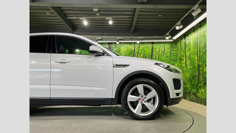 2019 認定中古車 Jaguar E-Pace Yulong White 2.0 litre i4D Diesel Ｓ