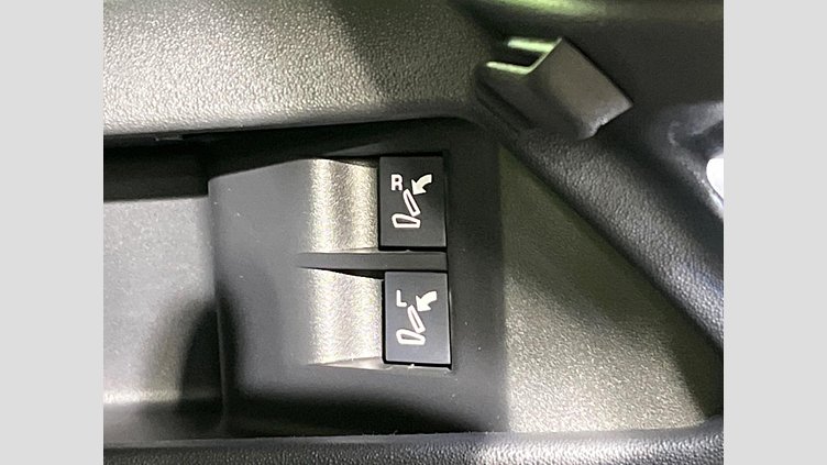 2023 認定中古車 Land Rover Discovery Sport フジホワイト D200 AWD（オートマチック）MHEV 標準ホイールベース SE