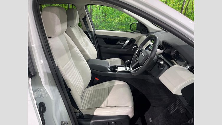 2023 認定中古車 Land Rover Discovery Sport フジホワイト D200 AWD（オートマチック）MHEV 標準ホイールベース SE