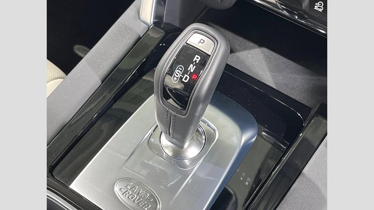 2023 認定中古車 Land Rover Discovery Sport フジホワイト D200 AWD（オートマチック）MHEV 標準ホイールベース SE