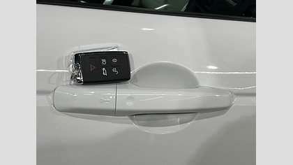 Discovery Sport 16