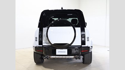 Defender 110 6