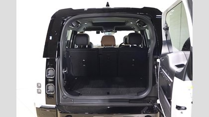 Defender 110 18