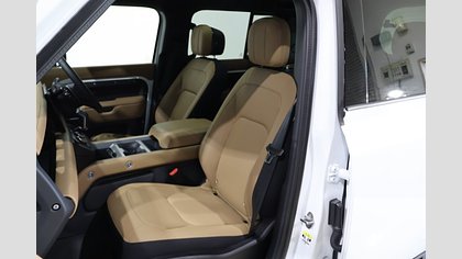 Defender 110 2