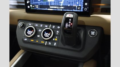 Defender 110 26