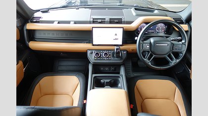 Defender 110 3