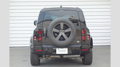 Defender 110 6