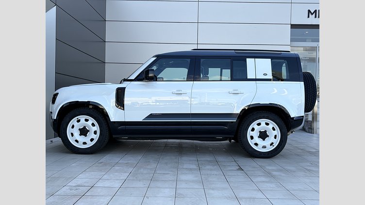 2024 認定中古車 Land Rover Defender 110 フジホワイト D300 AWD（AT） S
