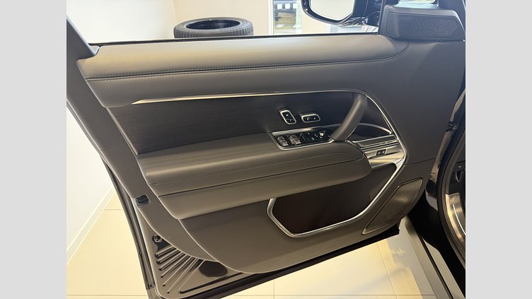 2026 Ny Land Rover Range Rover Santorini Black P550e AWD AUTO PHEV Standard hjulbas Autobiography