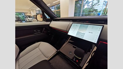 Range Rover Sport 44
