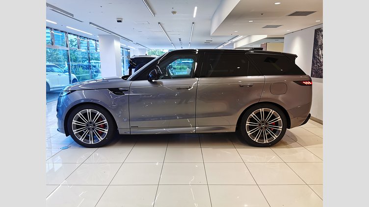 2025 認定中古車 Land Rover Range Rover Sport Eiger Grey 3.0 litre i6 PHEV​ オートバイオグラフィ　P550e