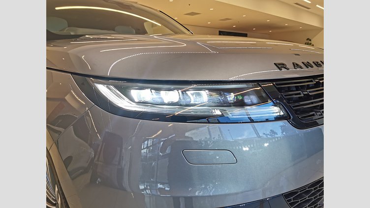2025 認定中古車 Land Rover Range Rover Sport Eiger Grey 3.0 litre i6 PHEV​ オートバイオグラフィ　P550e