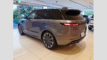 Range Rover Sport 1
