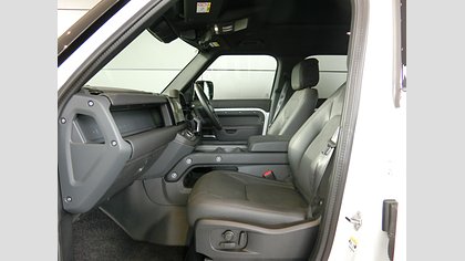 Defender 110 2