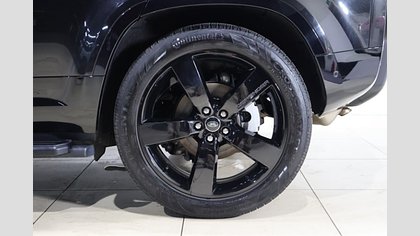 Defender 110 8
