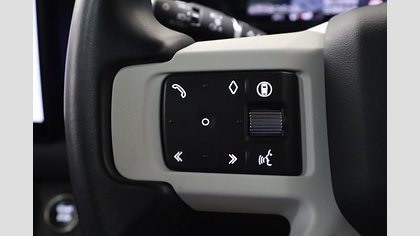 Defender 110 23