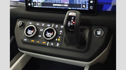 Defender 110 26