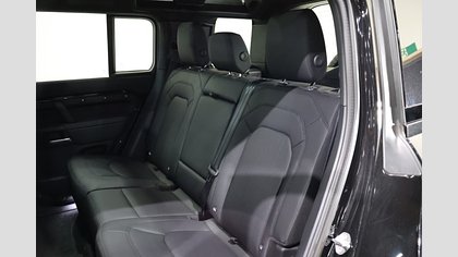 Defender 110 4