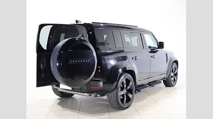 Defender 110 17